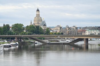 El Puente Carola se construyó