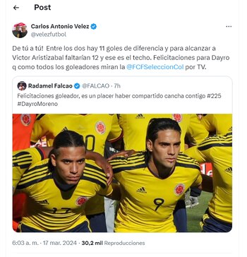 Trino de Carlos Antonio Vélez sobre Dayro Moreno - crédito @Velezfutbol/X