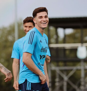 La sonrisa de Julián Álvarez