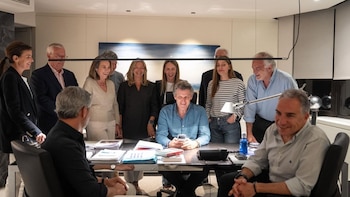 Feijóo celebra la "victoria incontestable" de Moreno y que "el sachismo cierre este ciclo electoral devastado"