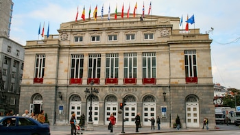 La historia del Teatro Campoamor: un nombre elegido por Leopoldo Alas y un incendio que casi lo destruye por completo en 1934