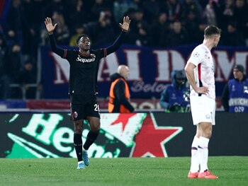 Jhon Lucumí celebrando el gol