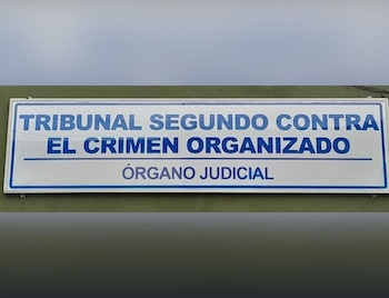 Cuentas bancarias, falsas identidades y