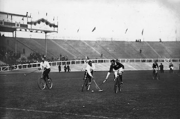 Primeros Juegos Olímpicos del Bikepolo en 1908.