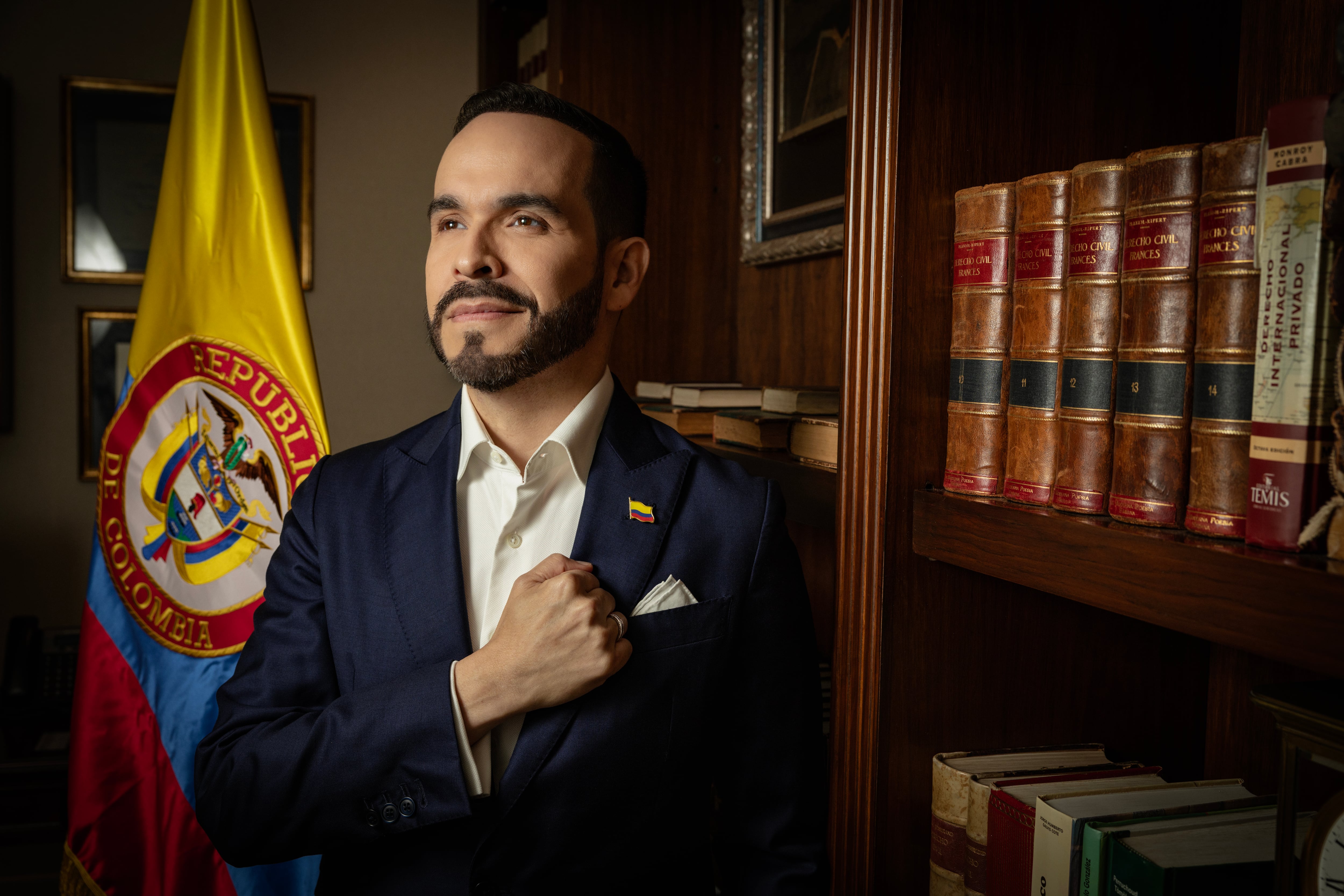 La propuesta de Abelardo De La Espriella y la reacción de Isabel Zuleta generaron un amplio intercambio de opiniones en redes sociales - crédito Campaña De La Espriella/Colprensa