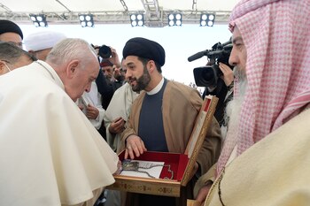 El Papa Francisco visita Ur
