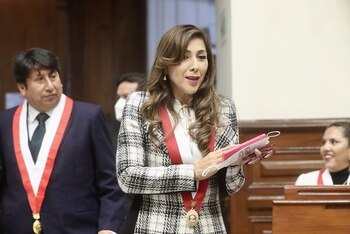 Lady Camones es la presidente