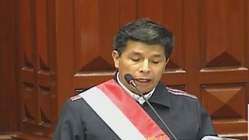 Pedro Castillo au Congrès nie