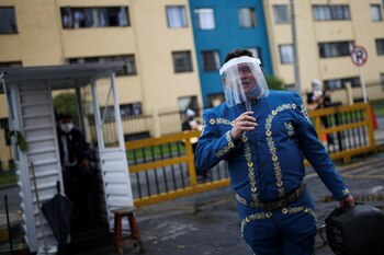 Los mariachis deberán respetar los