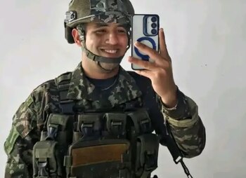 El sargento Anthony Santiago Peñaloza