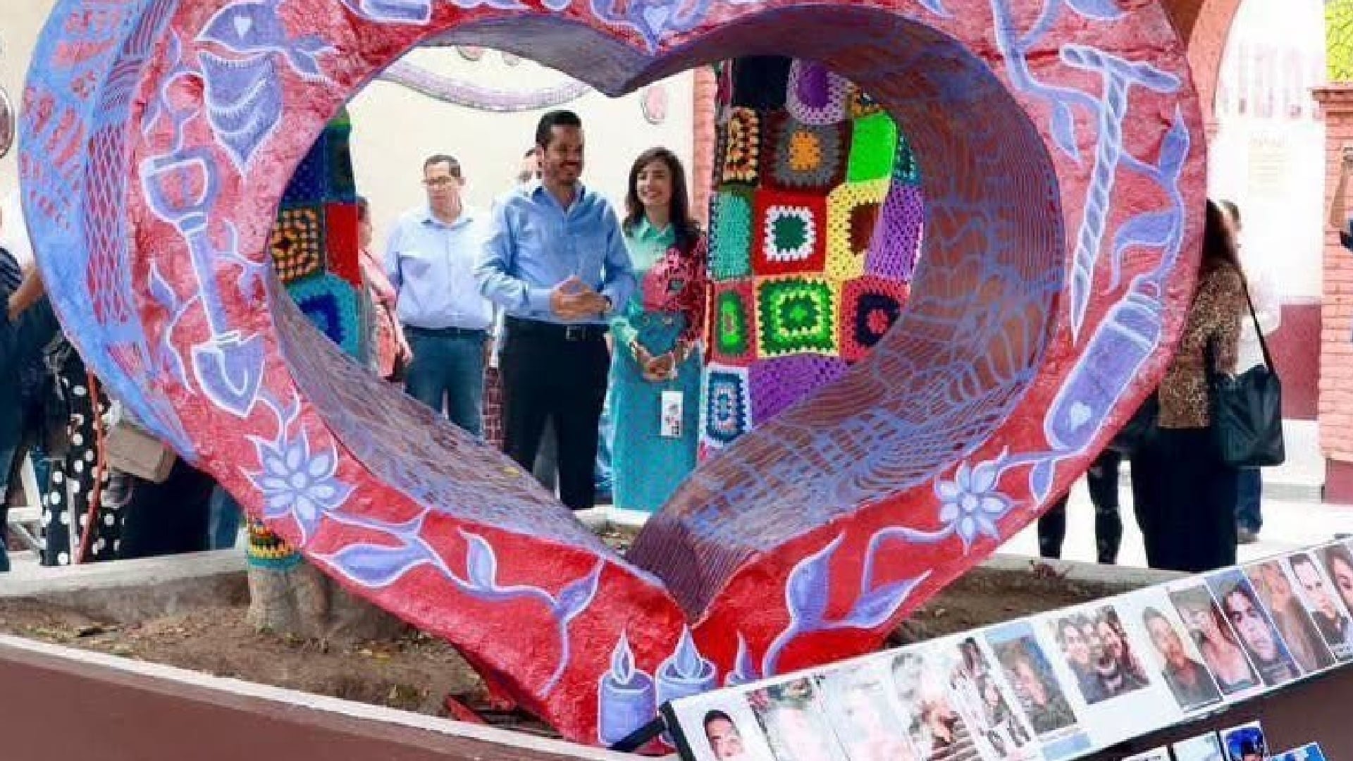 Gobierno municipal y DIF de Salamanca, Guanajuato dio pasteles con los rostros de personas desaparecidas para conmemorar el Día Internacional de las Víctimas de Desaparición Forzada (especial)