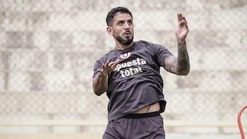 Las 4 bajas de Universitario para enfrentar a Juan Pablo II en duelo por Torneo Clausura 2026