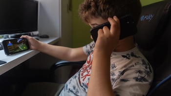 Bruselas acusa a TikTok de permitir a los menores abrir perfiles sin garantías de seguridad ni de privacidad