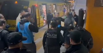 El momento de la detención de Dellecarbonara