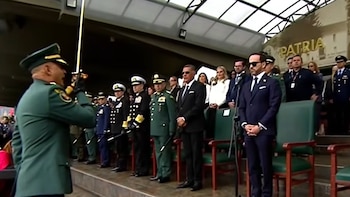 Abelardo de la Espriella reconoció la nueva cúpula militar: prohibió a sus funcionarios adelantar diálogos con cualquier grupo armado