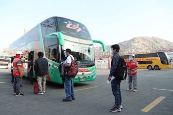 La mayoría de turistas utilizará un bus interprovincial para viajar este fin de semana largo