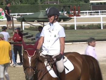 La infanta Elena, montando a