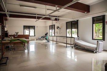 Más de noventa trabajadores interdisciplinarios sostienen la atención profesional y permanente de niños y adultos con discapacidad