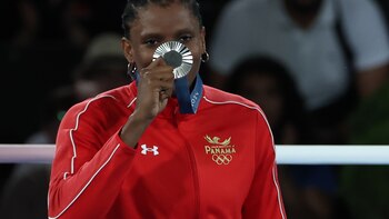 La boxeadora Atheyna Bylon, la