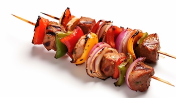 La brochette de pollo es