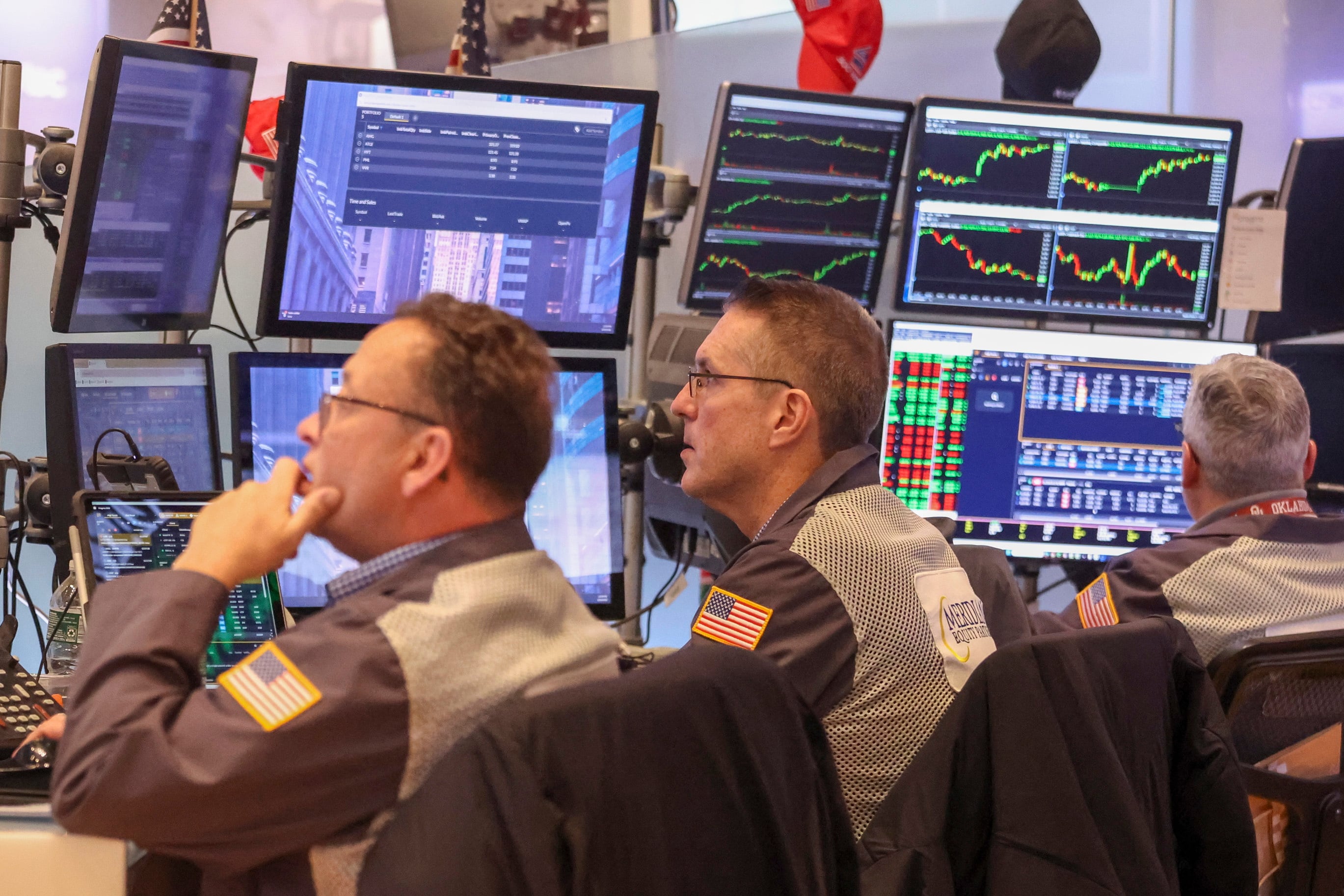 Wall Street opera en baja (EFE/SARAH YENESEL/Archivo)