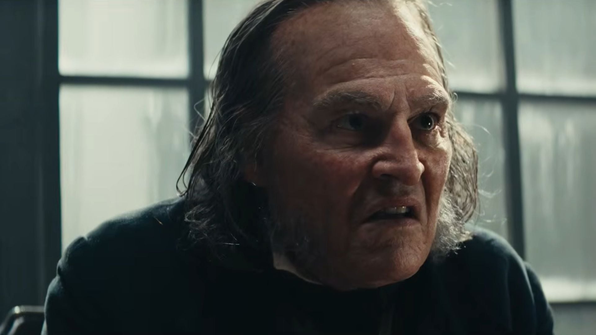 La producción de Paramount presenta una estética de época con un tono gótico oscuro y elementos del género de terror (Paramount Pictures)