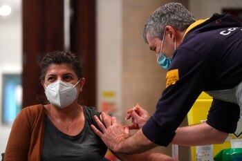 El Reino Unido administró más