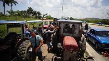 Crisis en Cuba: el régimen flexibilizó el comercio de productos agrícolas y reabrió el sector a los privados