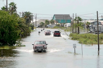 Millones de personas en Texas y California reciben alertas de calidad del aire debido a altos niveles de contaminación atmosférica, reportan la EPA y el NWS. (Mark Mulligan/Houston Chronicle via AP)