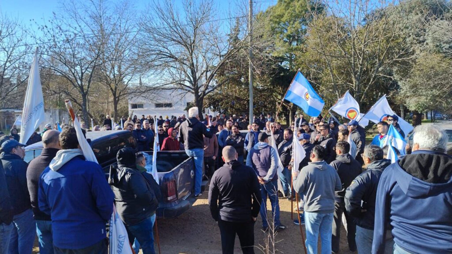 Una movilización de empleados de FADEMI en Larroque por el conflicto laboral en la empresa