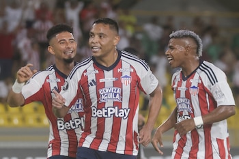 Luis Muriel anotó un doblete en el triunfo del Junior ante Sporting Cristal en un partido de la fase de grupos de la Copa Libertadores 2026. - créditos: EFE/Ricardo Maldonado