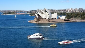 Australia regala visas a jóvenes