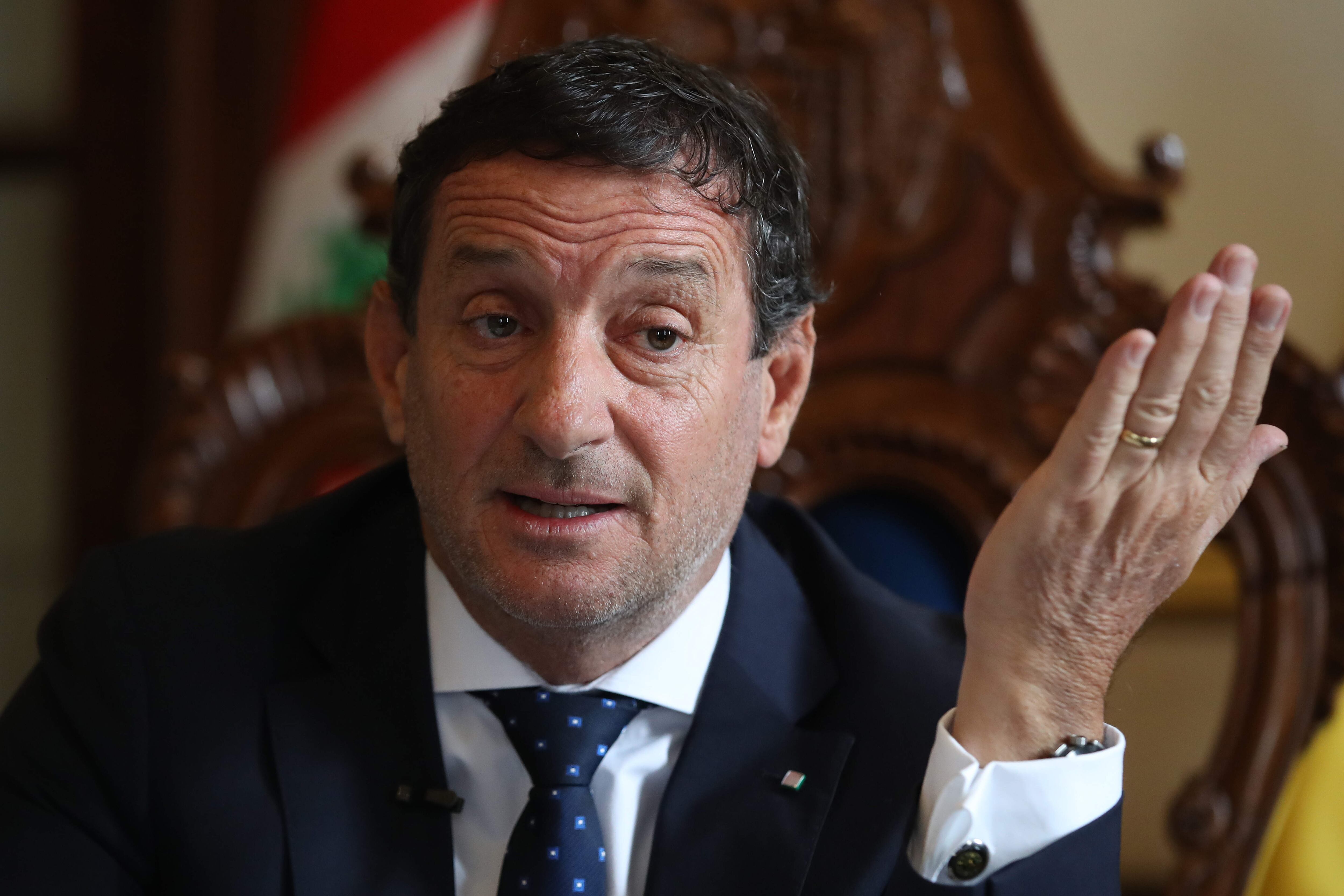 Fotografía de archivo, tomada el pasado 8 de mayo, en la que se captó al alcalde de Lima, Renzo Reggiardo, durante una entrevista con EFE, en Lima (Perú). EFE/Paolo Aguilar
