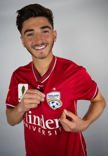 Josh Cavallo, el primer futbolista en la liga australiana en salir del armario mientras sigue en activo