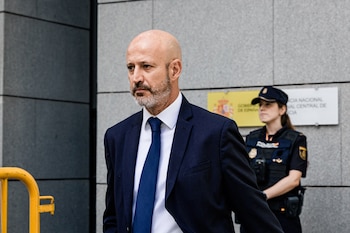 El exCEO de la aerolínea Plus Ultra, Roberto Roselli, a su salida de la Audiencia Nacional. (Carlos Luján / Europa Press)