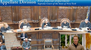Captura de pantalla de una audiencia judicial con cinco jueces en un estrado y una videollamada en la esquina inferior con un hombre