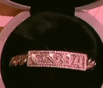 La joya que Belinda le