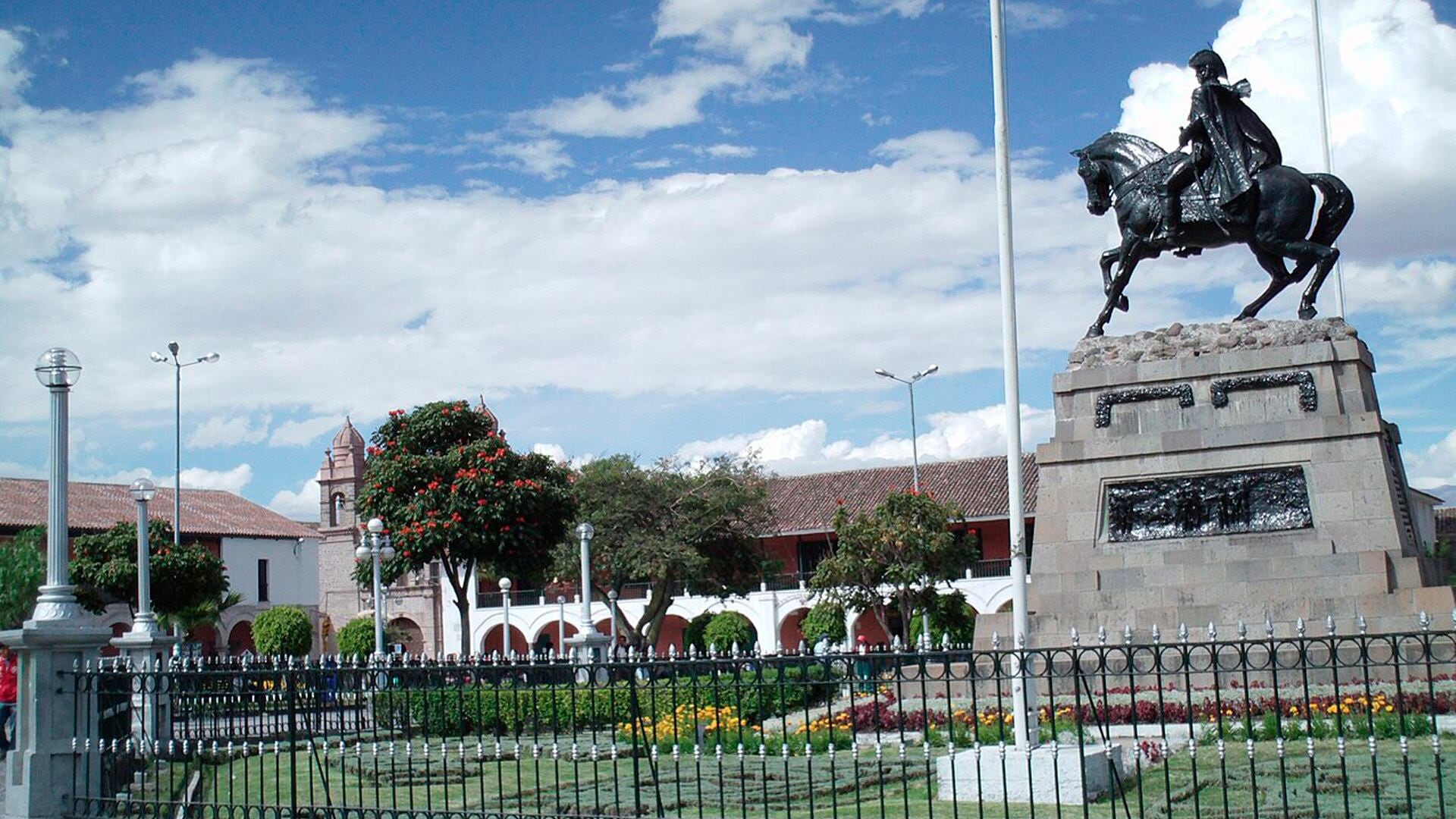 Conocer el pronóstico del tiempo puede ayudarte a planificar mejor tu día y evitar contratiempos. (Wikimedia)