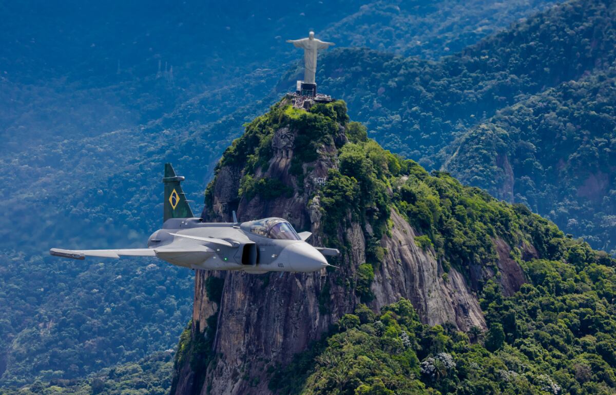 Colombia no es el único país de la región que adquirido este tipo de aeronaves - crédito Saab