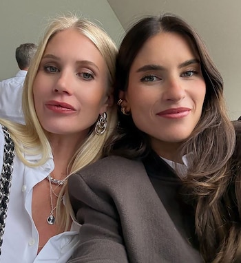 Daniela Christiansson junto a la