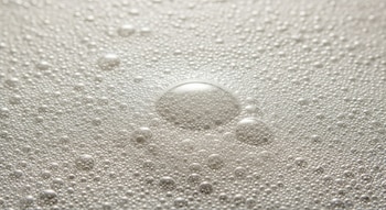 El agua con gas puede