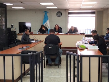 Las víctimas del doble crimen fueron identificadas como Sara Elena Chávez Carrillo y su sobrino Josué Caleb Chávez.