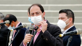 Ministro de Hacienda viajará a