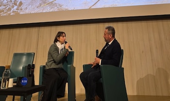 Sitio ubicado en Caraz con origen en el Precerámico Tardío (2500 a. C.) y ocupaciones posteriores.