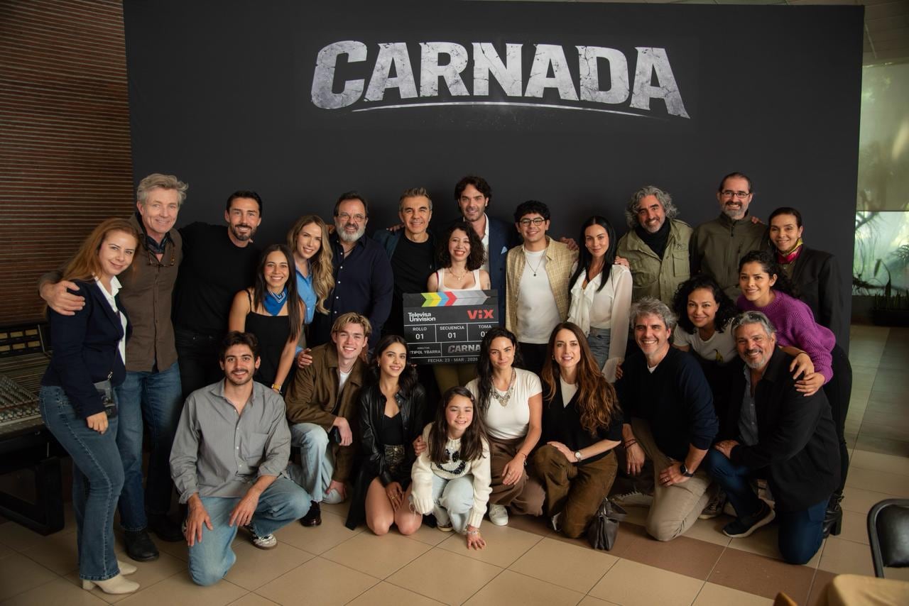 El elenco y el equipo de producción de la nueva serie de suspenso de ViX,