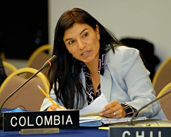 La diplomática también ejerció como