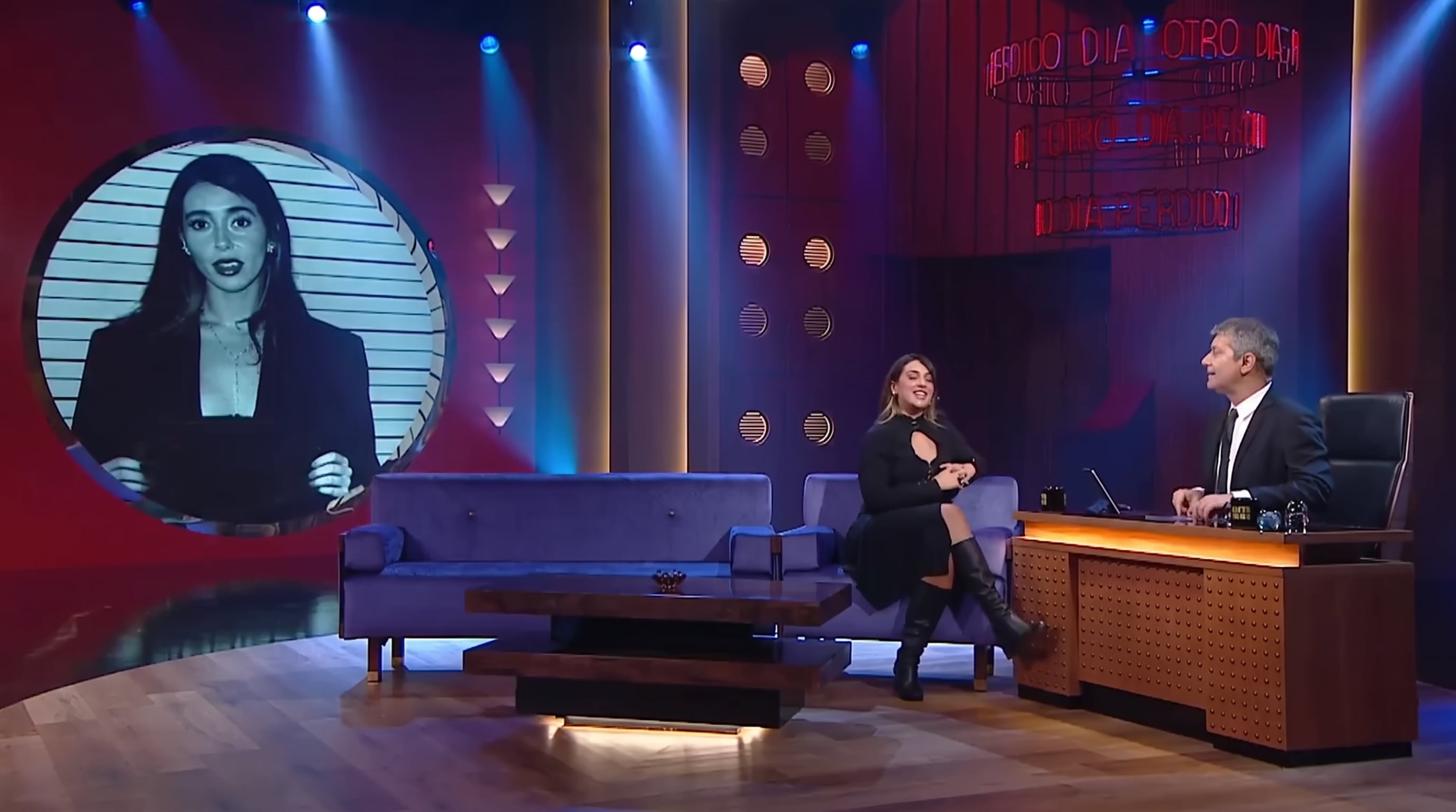El conductor Mario Pergolini dialoga con la actriz Leticia Siciliani durante la emisión de Otro día perdido (Imagen Ilustrativa Infobae)