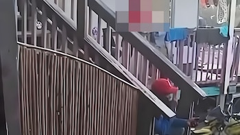 Honduras: padrastro deja colgada del cuello a una niña como castigo