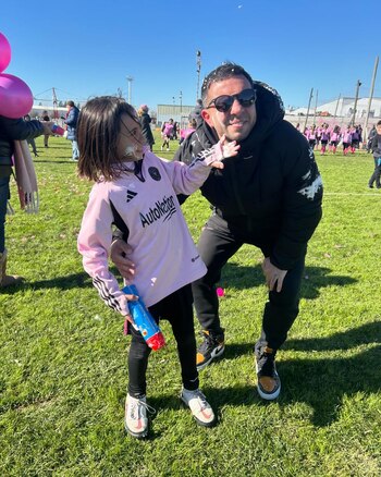 "Gracias hijas por hacerme el