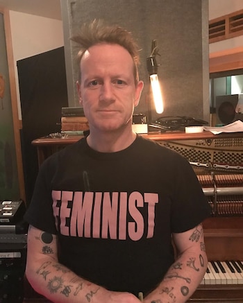 El productor Jacknife Lee perdió por error su invitación a la boda de Taylor Swift